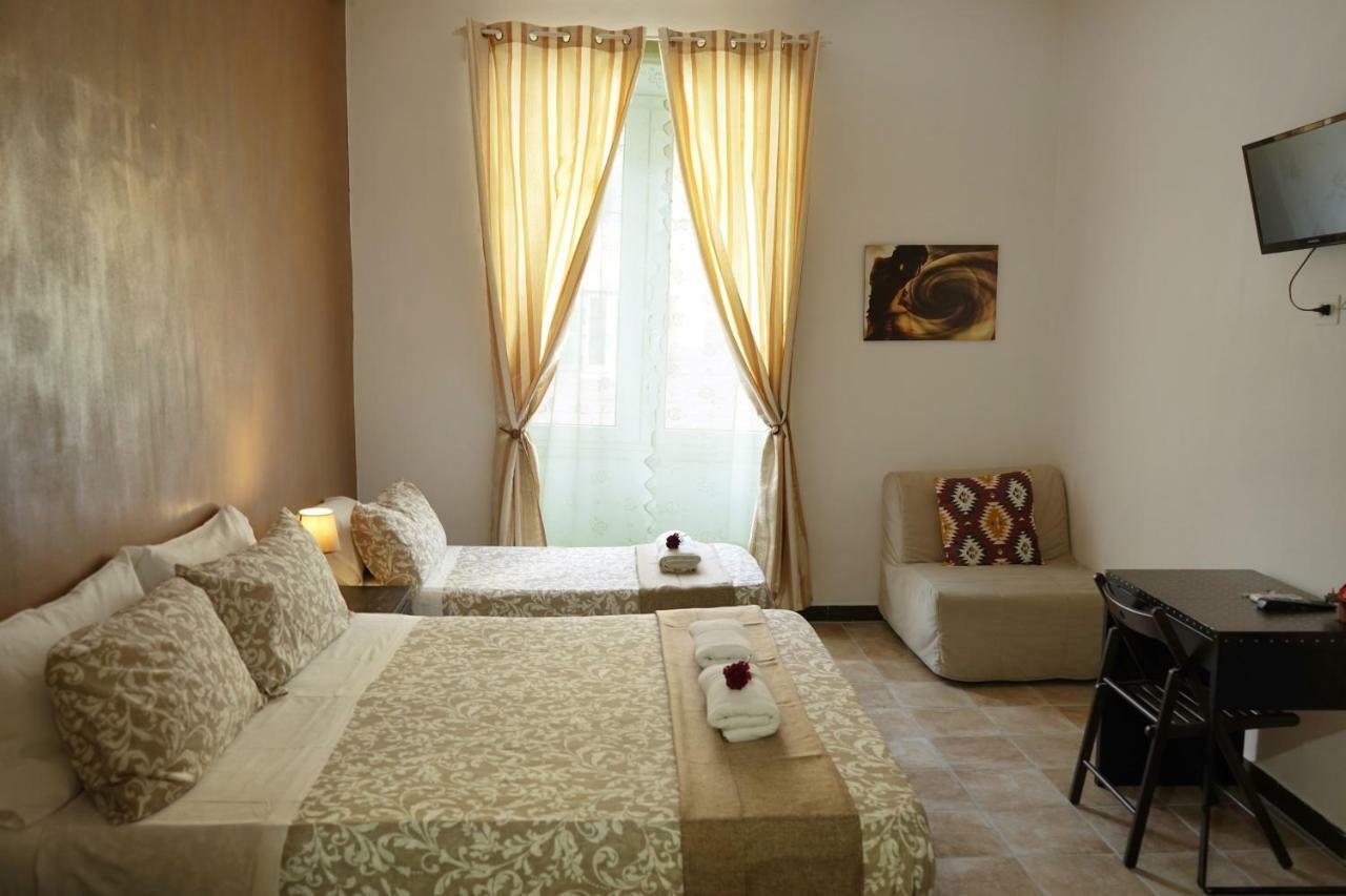 Hosting Flats Guesthouse Rome Buitenkant foto